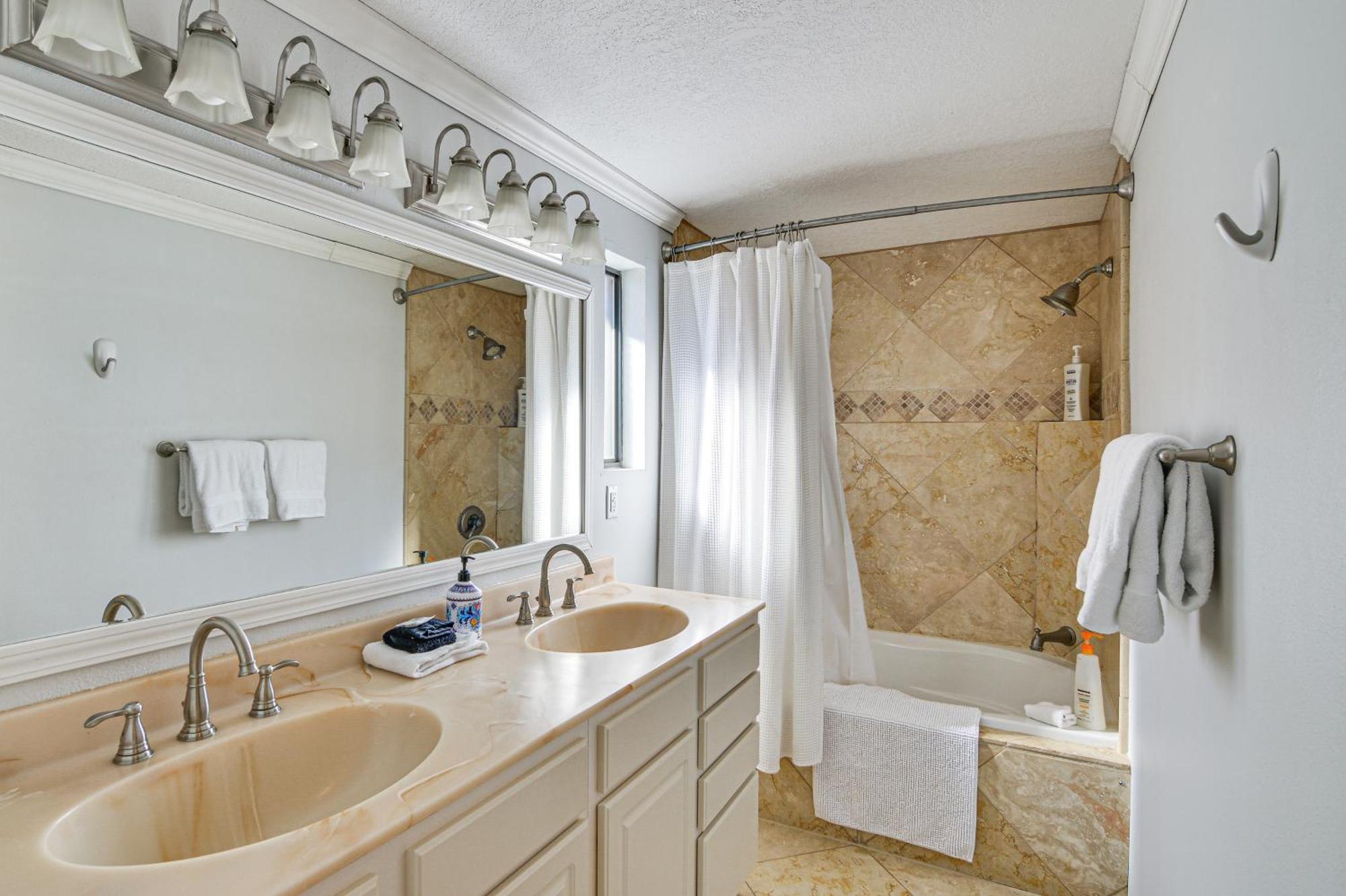 Pet-Friendly Buena Vista Home With Yard And Hot Tub! Eksteriør bilde